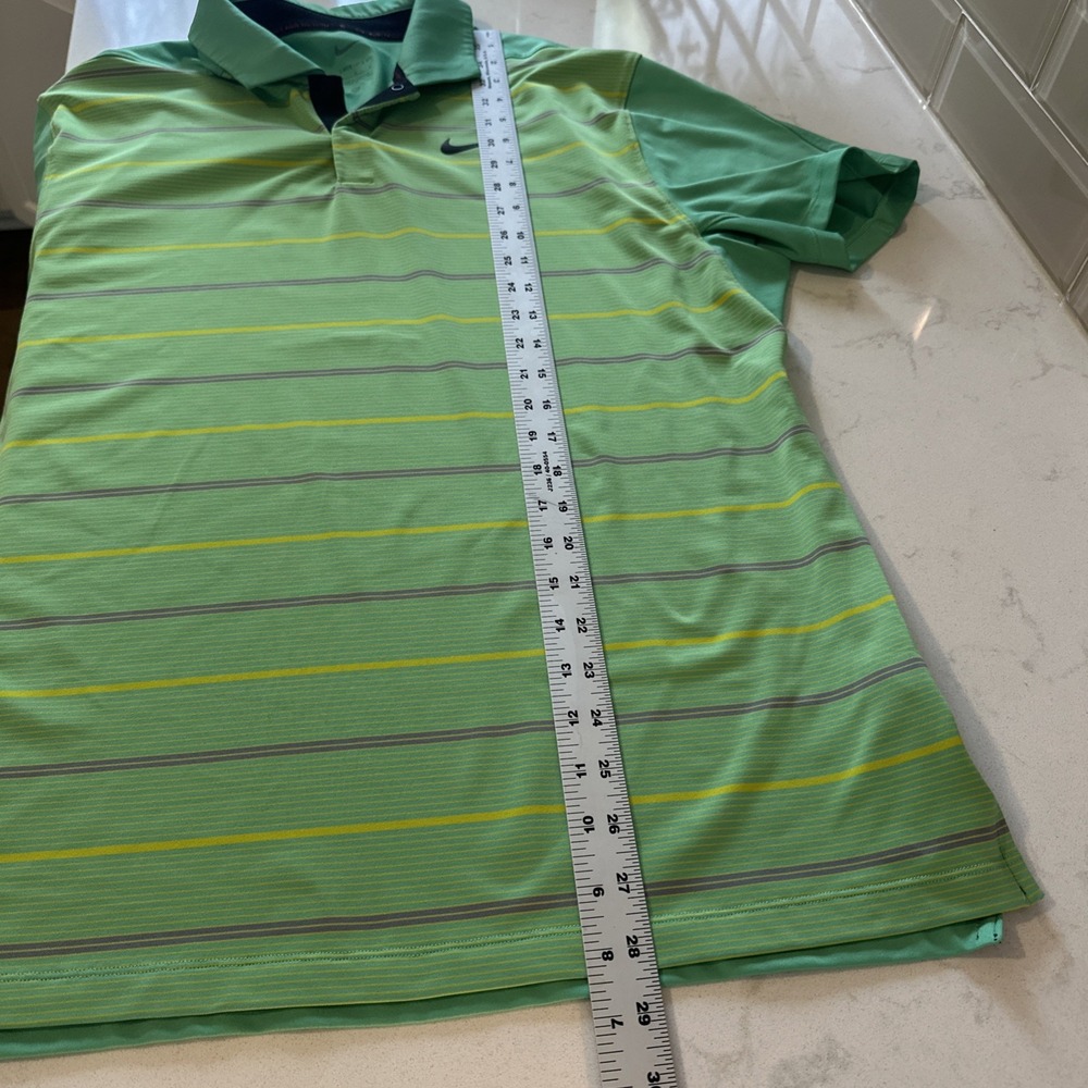 Nike Tiger Woods Dri-FIT Performance Golf Polo Shirt Green DR5318-363 Size M - Picture 11 of 13